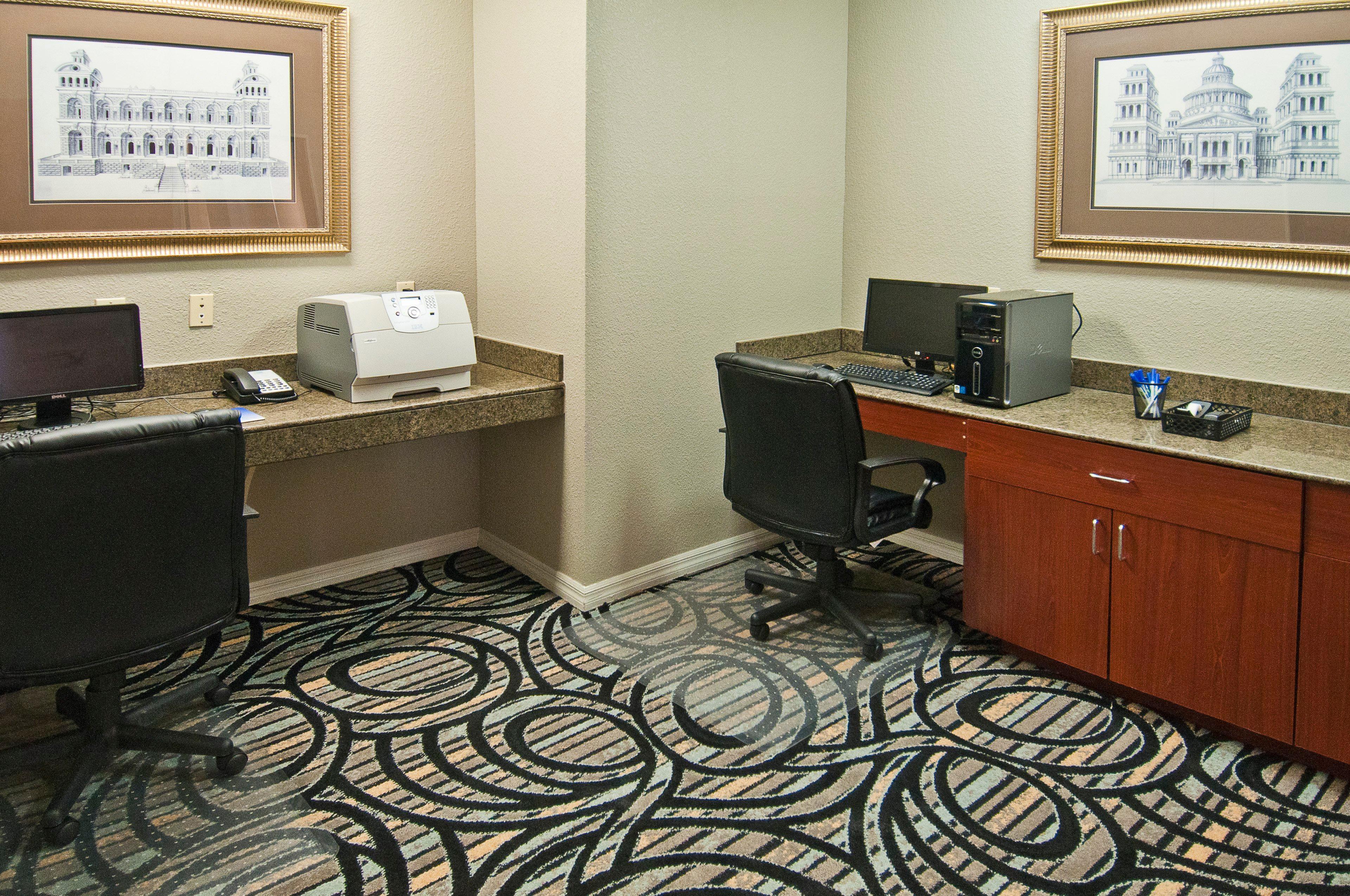 Holiday Inn Express Hotel And Suites Lake Charles By Ihg Экстерьер фото