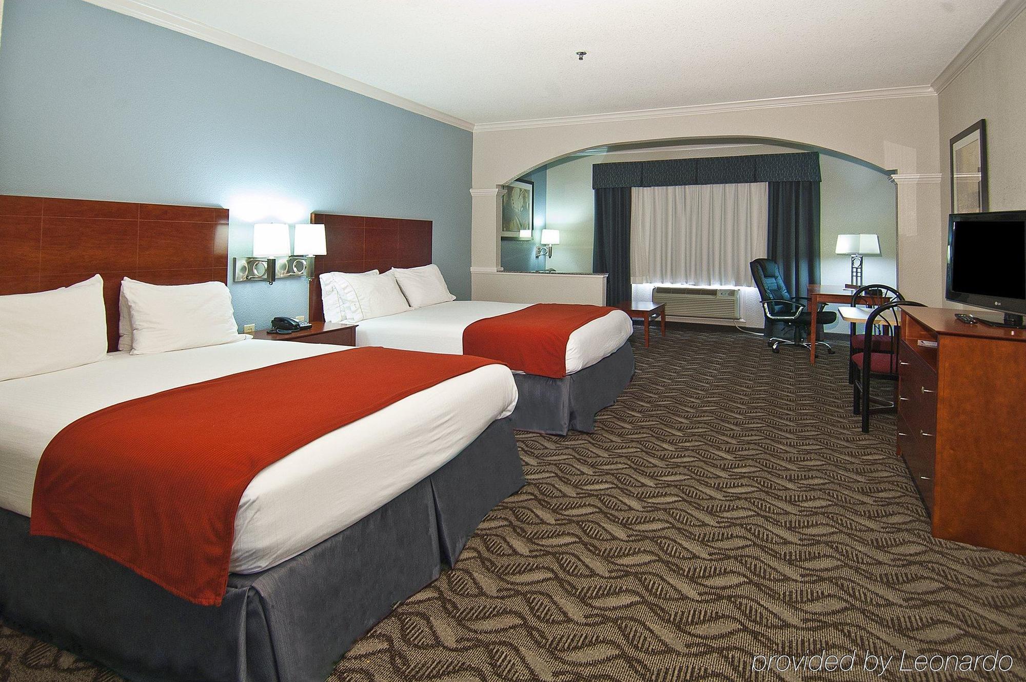 Holiday Inn Express Hotel And Suites Lake Charles By Ihg Номер фото