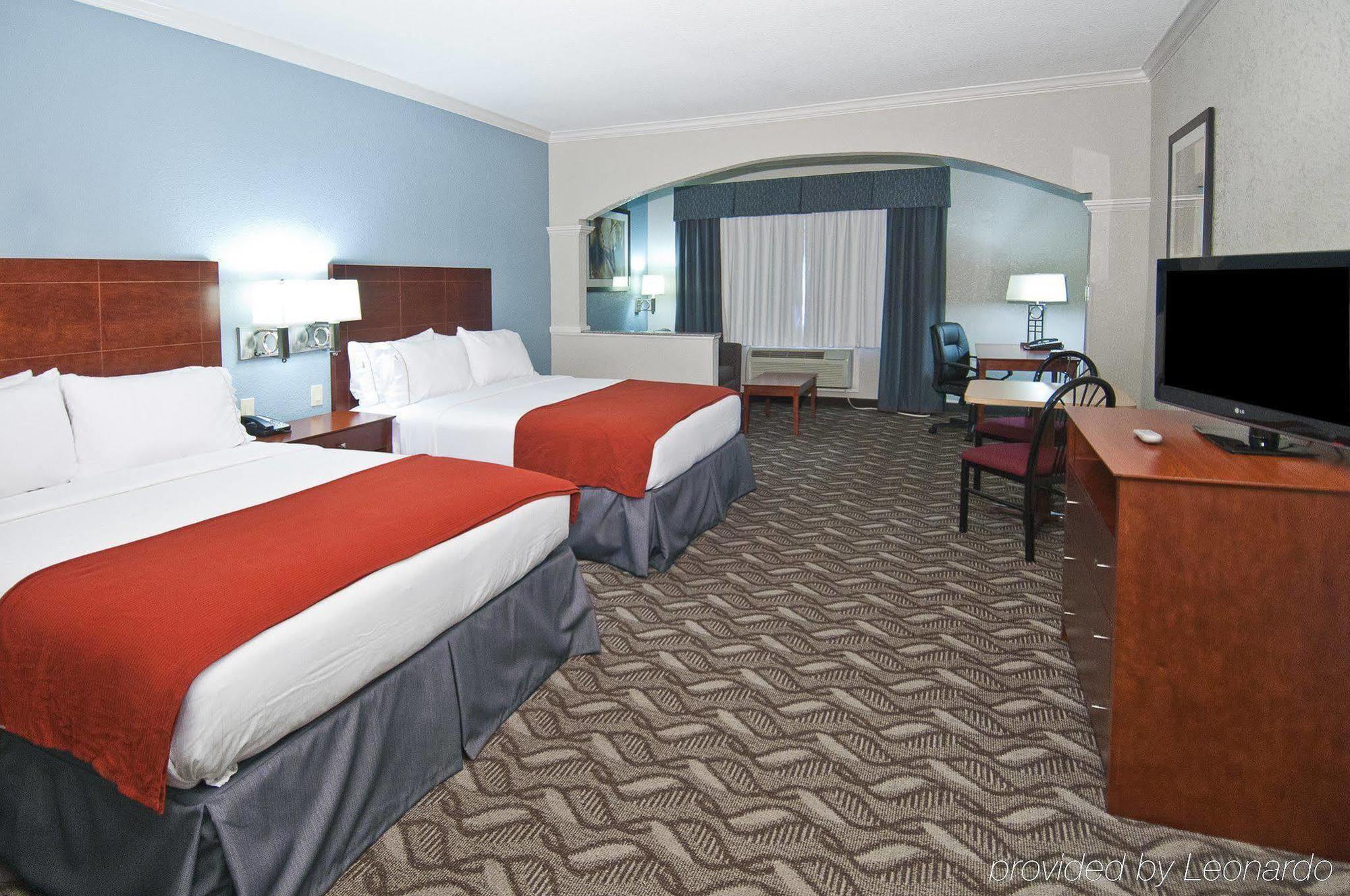 Holiday Inn Express Hotel And Suites Lake Charles By Ihg Экстерьер фото